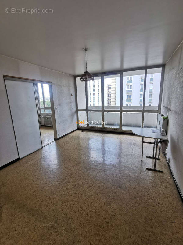 Appartement à AUBERVILLIERS