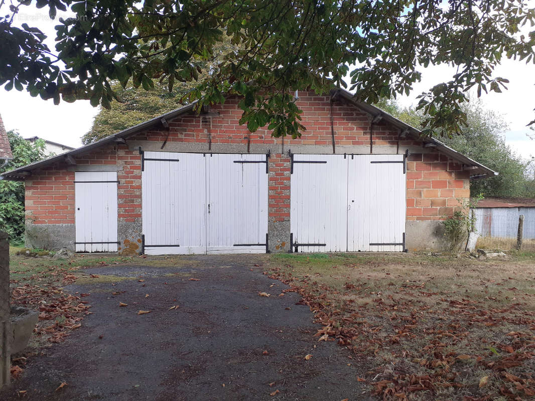 Maison à JANAILHAC