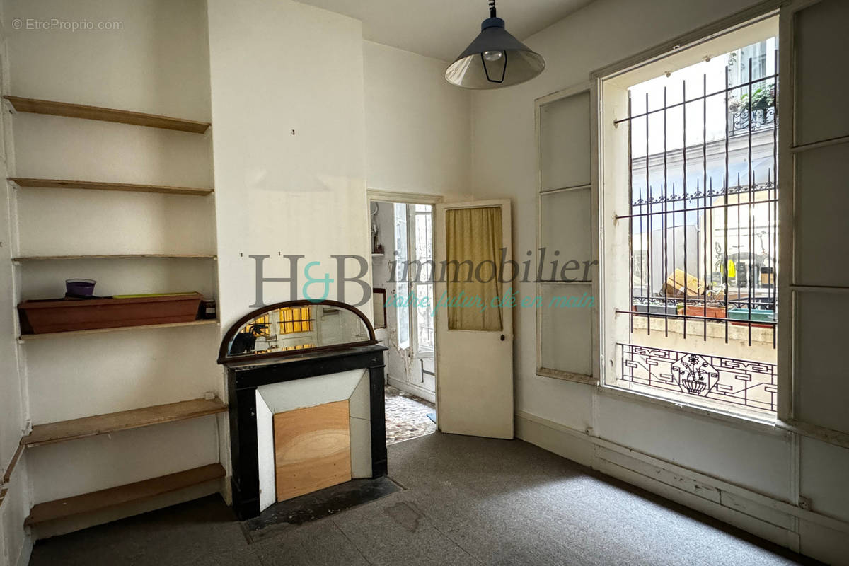 Appartement à PARIS-12E