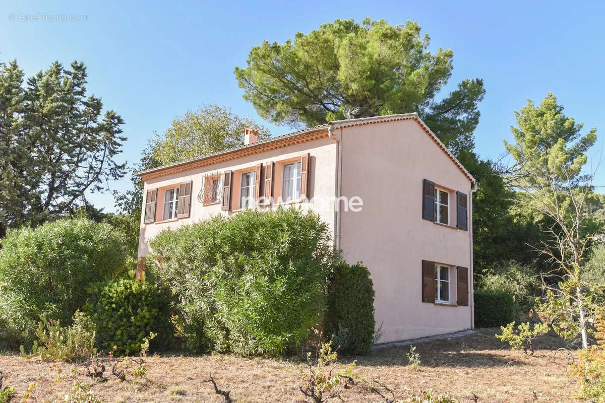 Maison à LORGUES