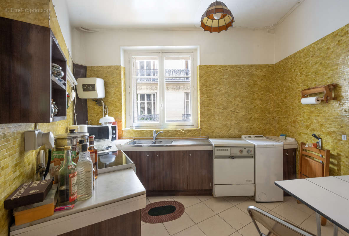 Appartement à PARIS-7E