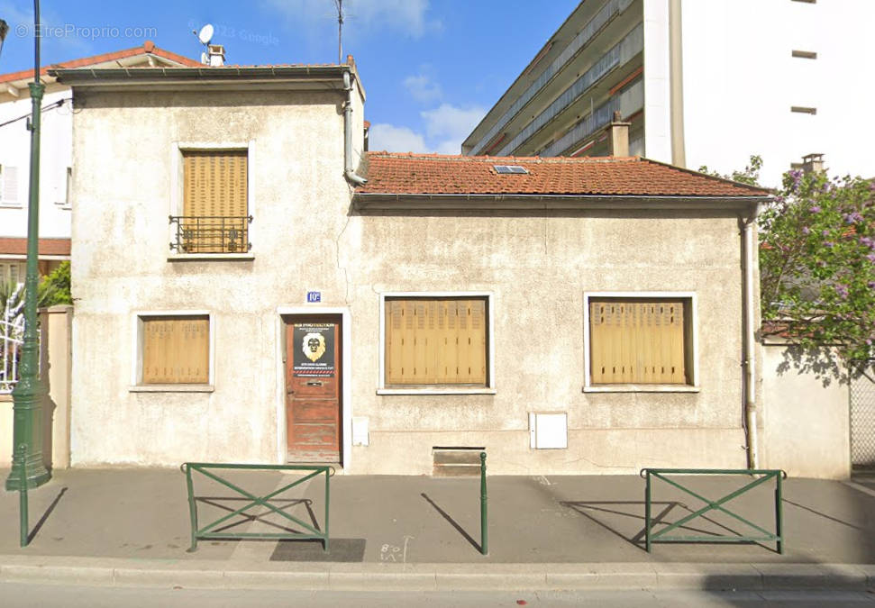 Maison à PUTEAUX