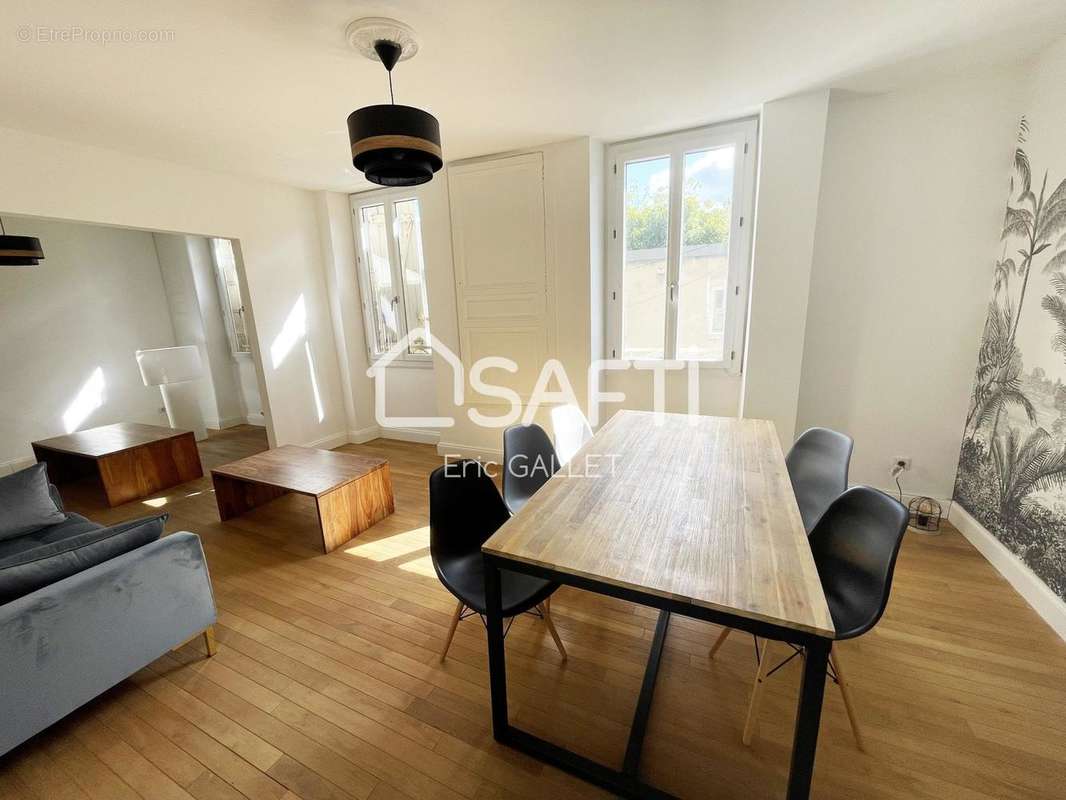 Photo 2 - Appartement à BRIVE-LA-GAILLARDE