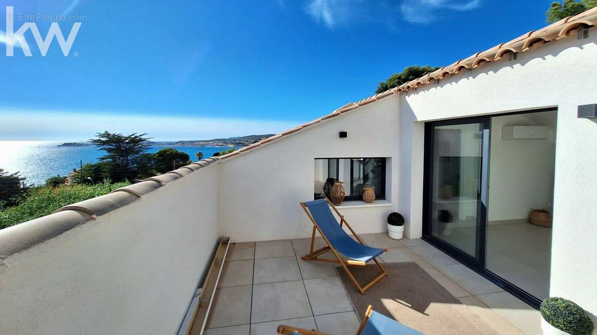 Appartement à SANARY-SUR-MER