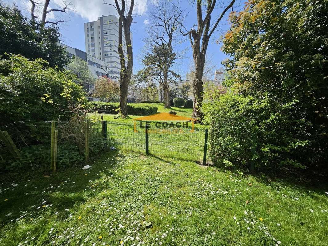 Appartement à ROSNY-SOUS-BOIS