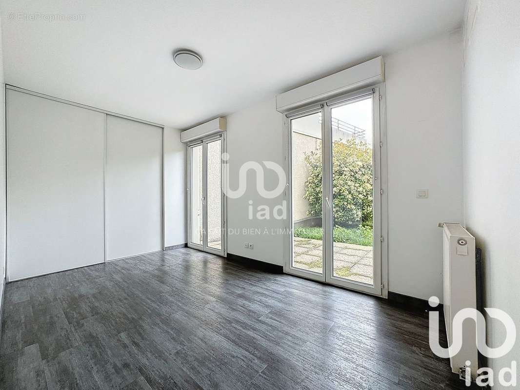 Photo 4 - Appartement à MEYZIEU