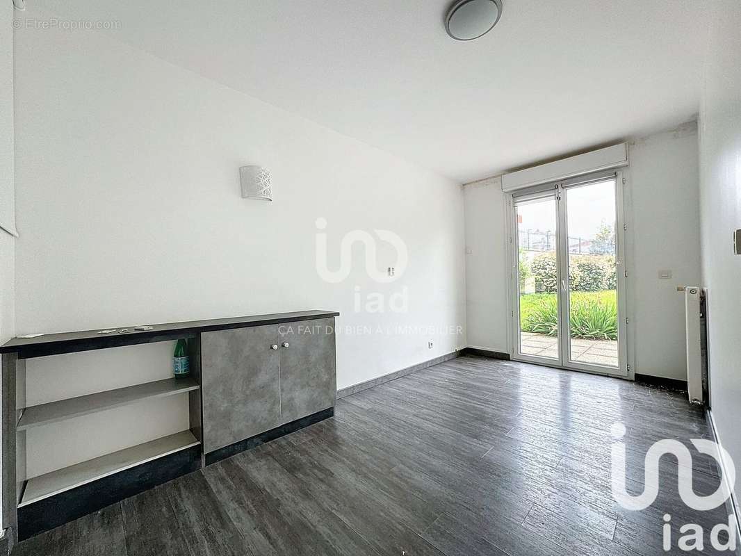 Photo 5 - Appartement à MEYZIEU