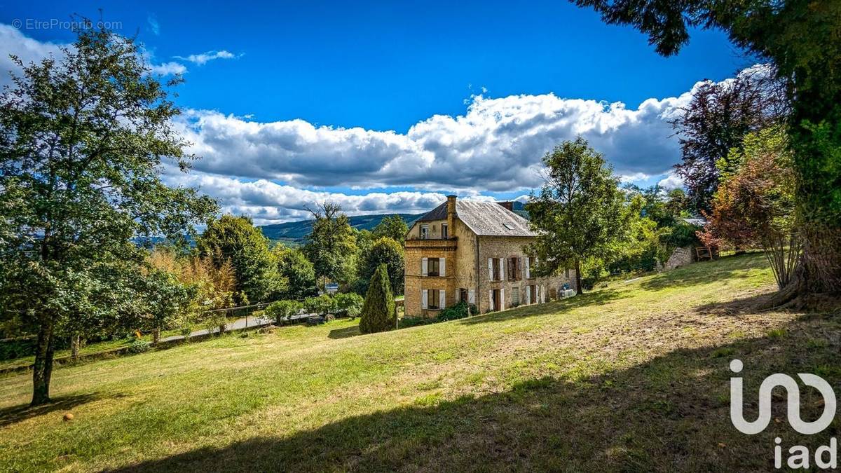 Photo 1 - Maison à BERSAC-SUR-RIVALIER