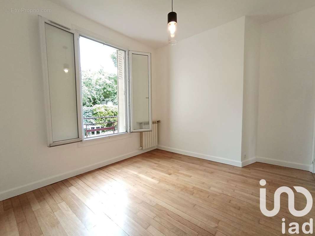 Photo 2 - Appartement à IVRY-SUR-SEINE