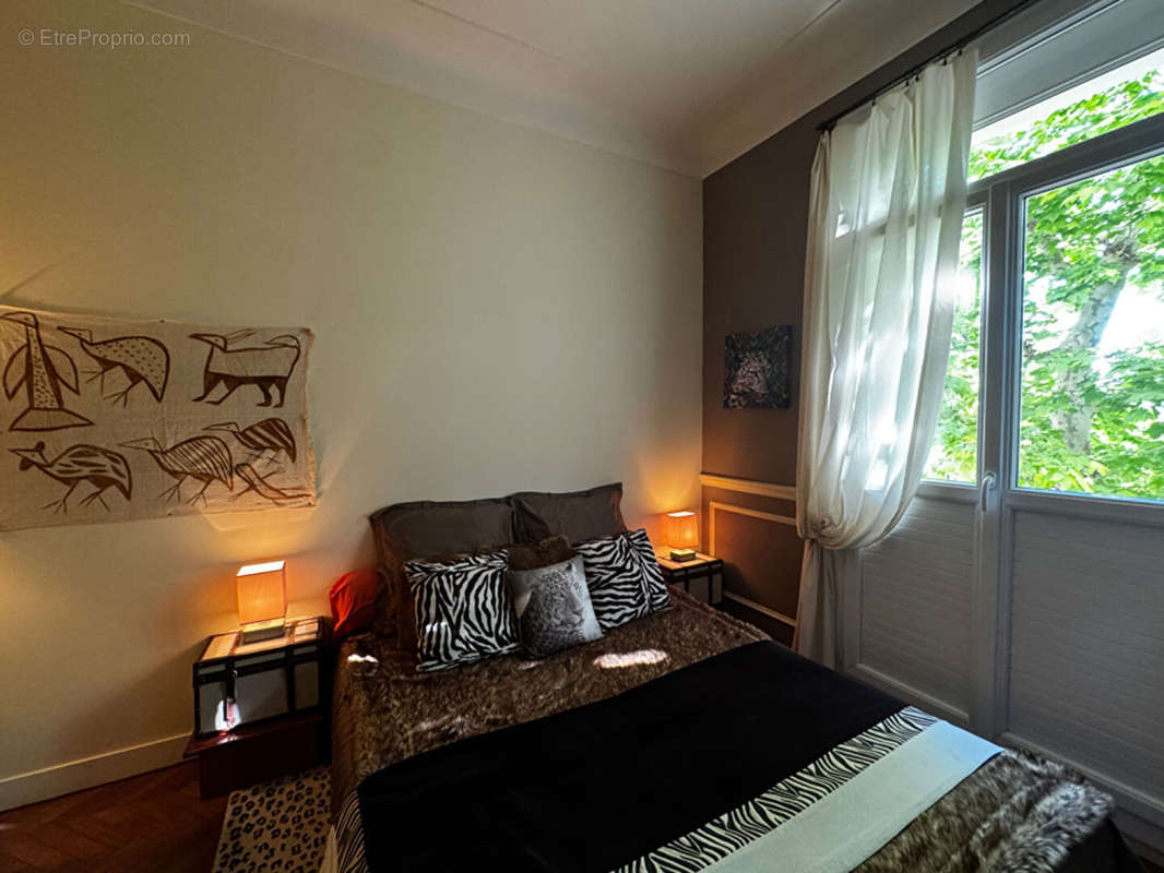 Appartement à MARSEILLE-8E