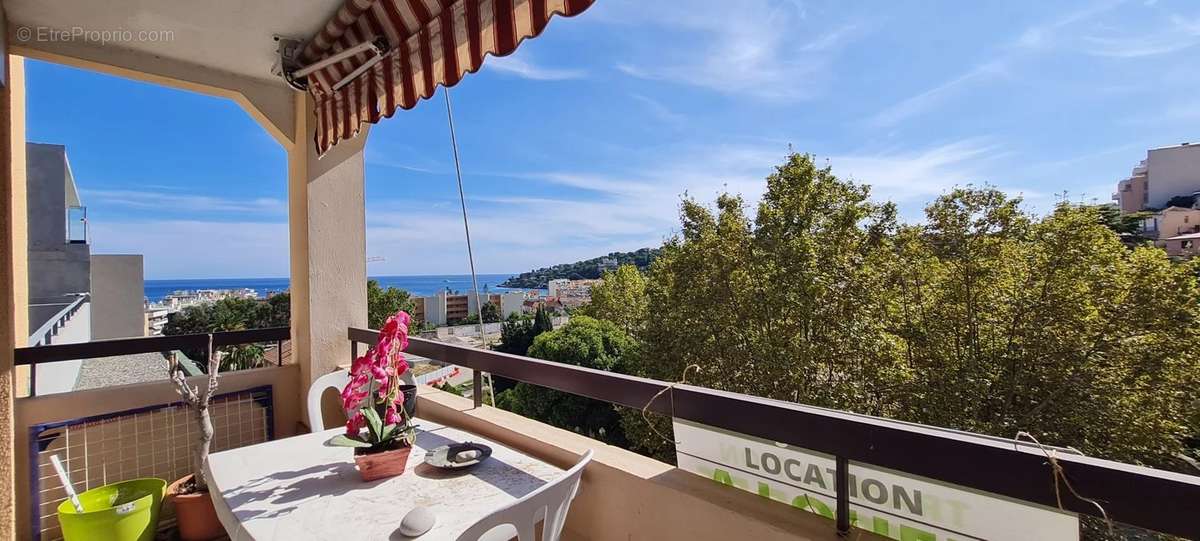 Appartement à ROQUEBRUNE-CAP-MARTIN