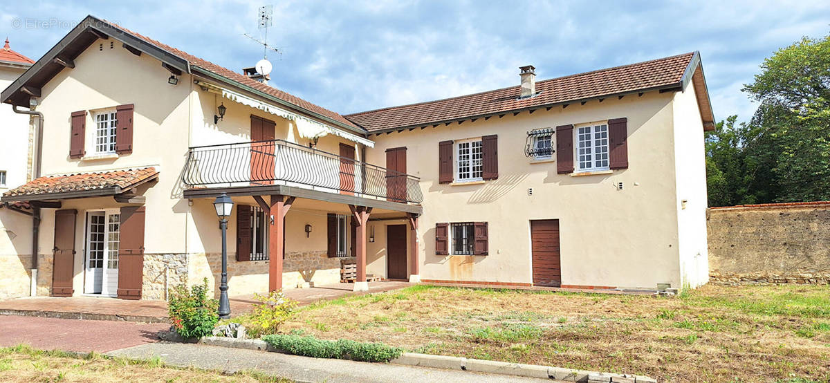 Maison à BOURG-EN-BRESSE