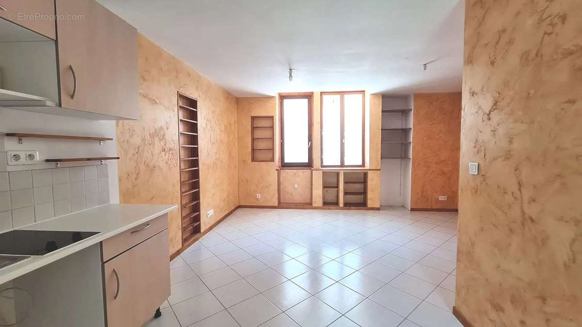 Appartement à AIX-LES-BAINS