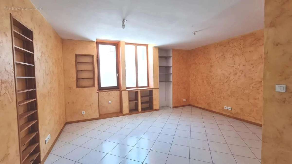 Appartement à AIX-LES-BAINS