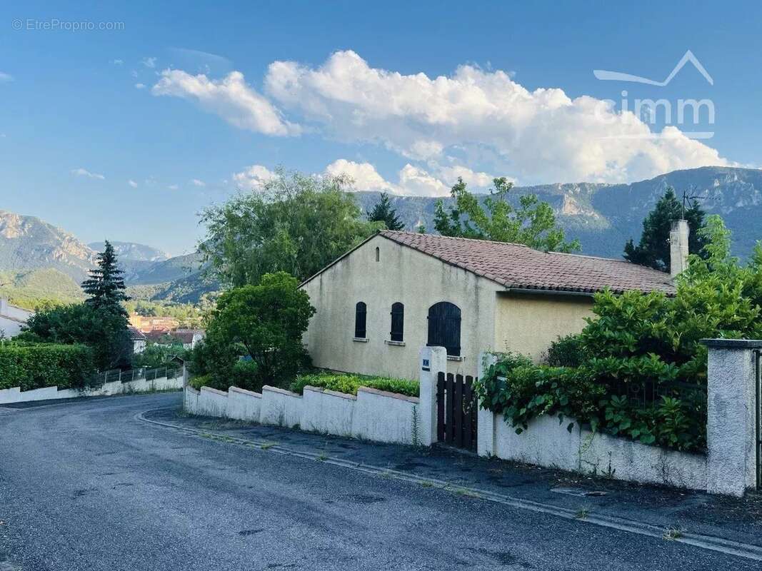 Maison à QUILLAN