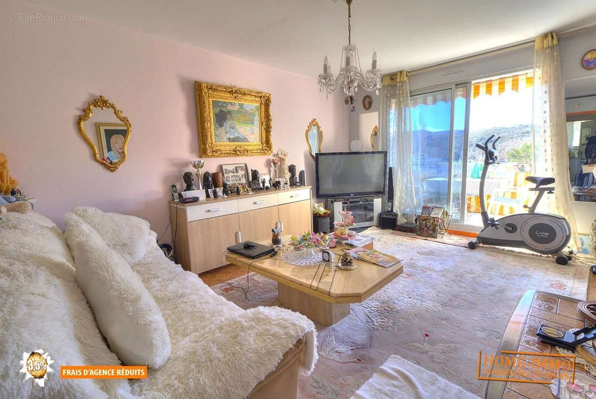 Appartement à VILLENEUVE-LOUBET