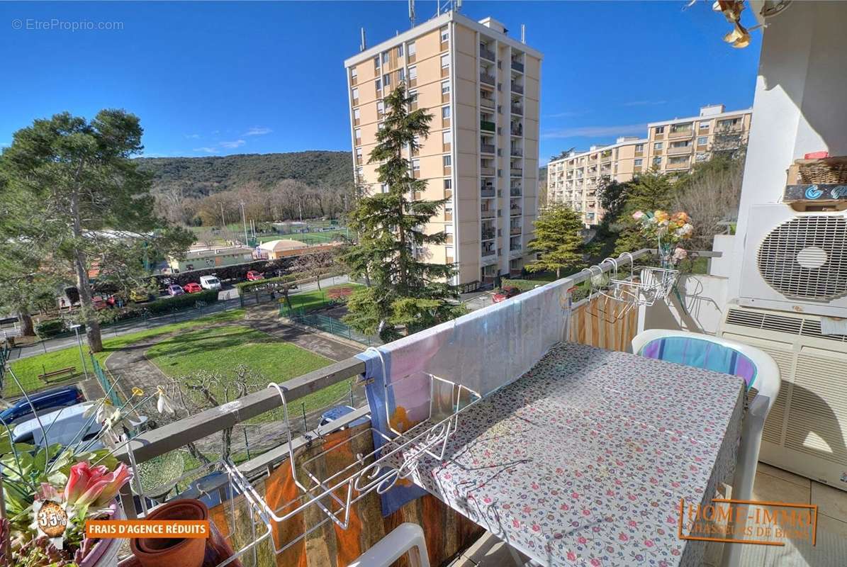 Appartement à VILLENEUVE-LOUBET