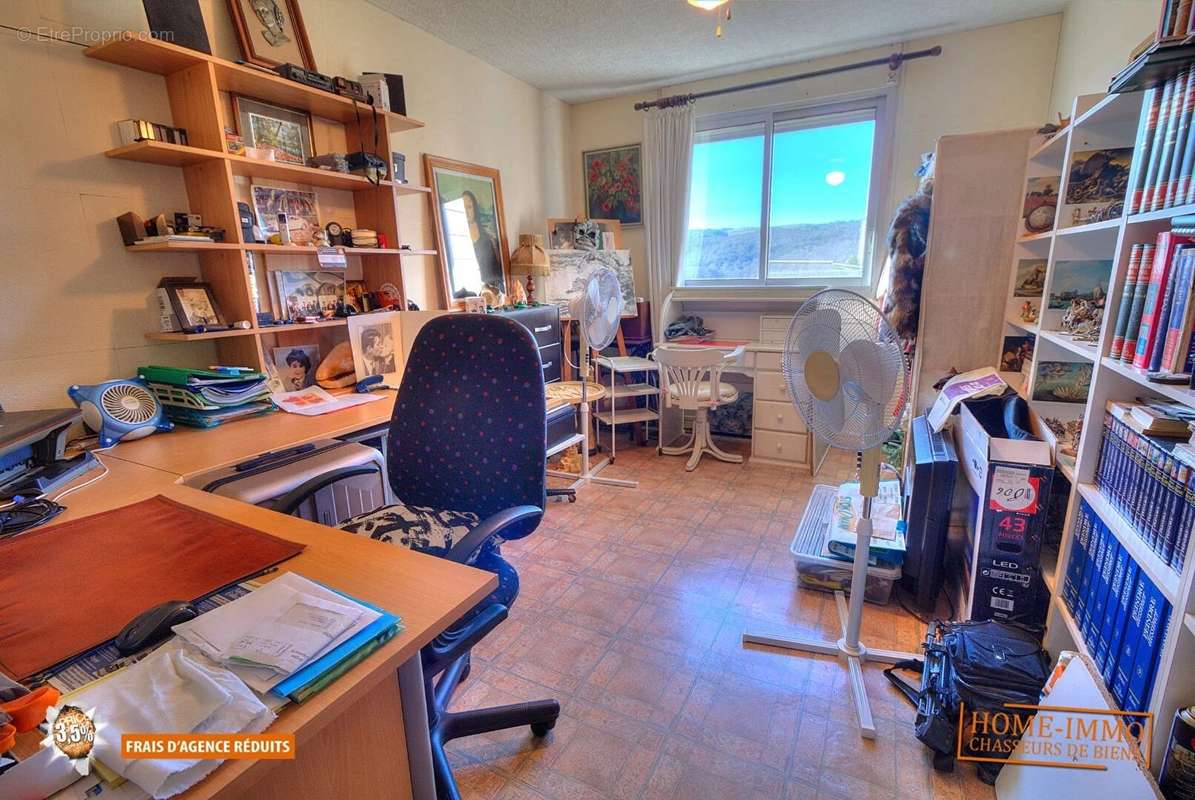 Appartement à VILLENEUVE-LOUBET