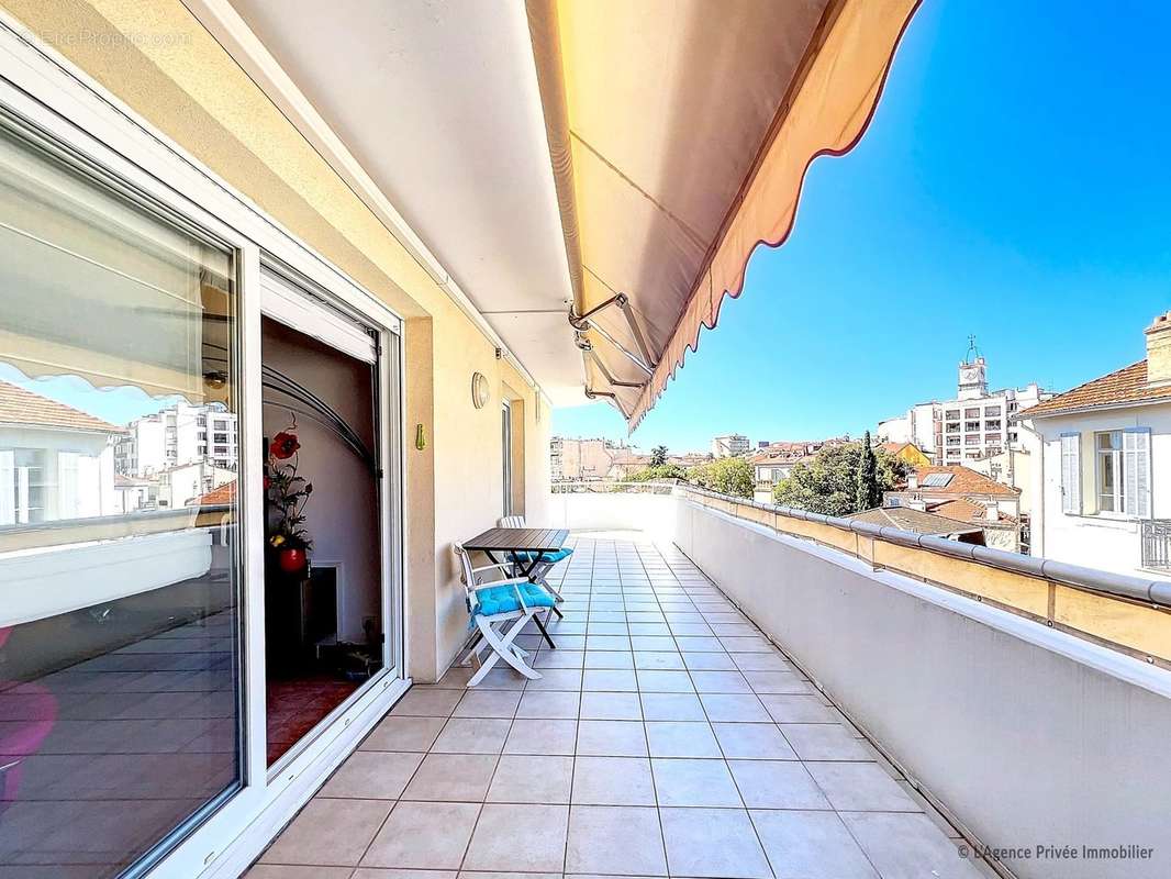 Appartement à CANNES