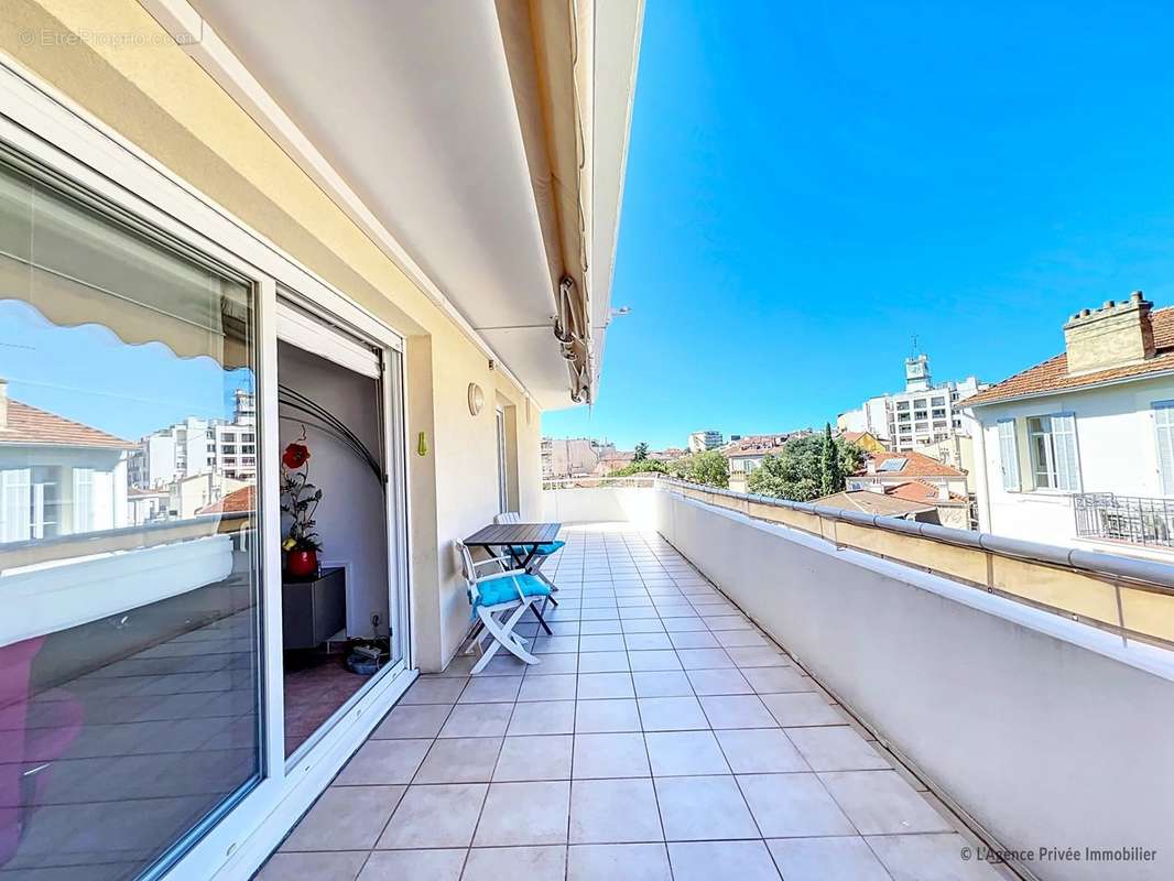 Appartement à CANNES