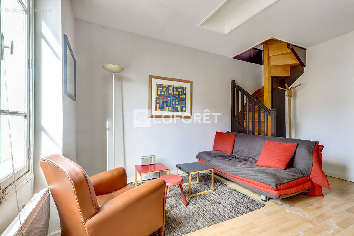 Appartement à PARIS-11E