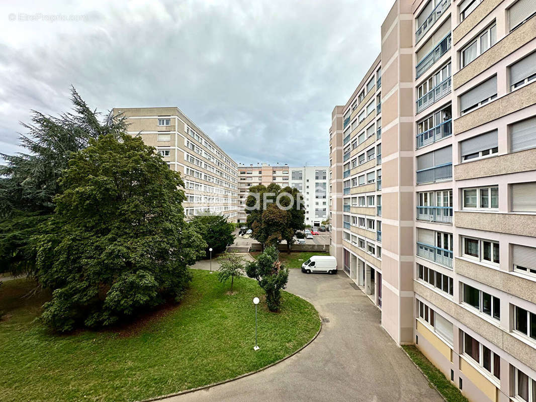 Appartement à LYON-7E