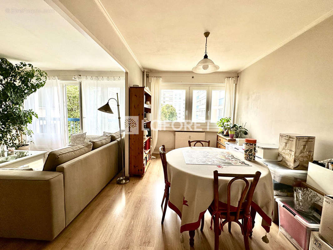 Appartement à LYON-7E