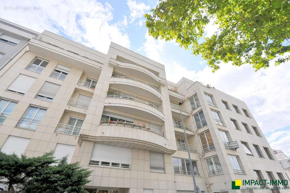 Appartement à ISSY-LES-MOULINEAUX