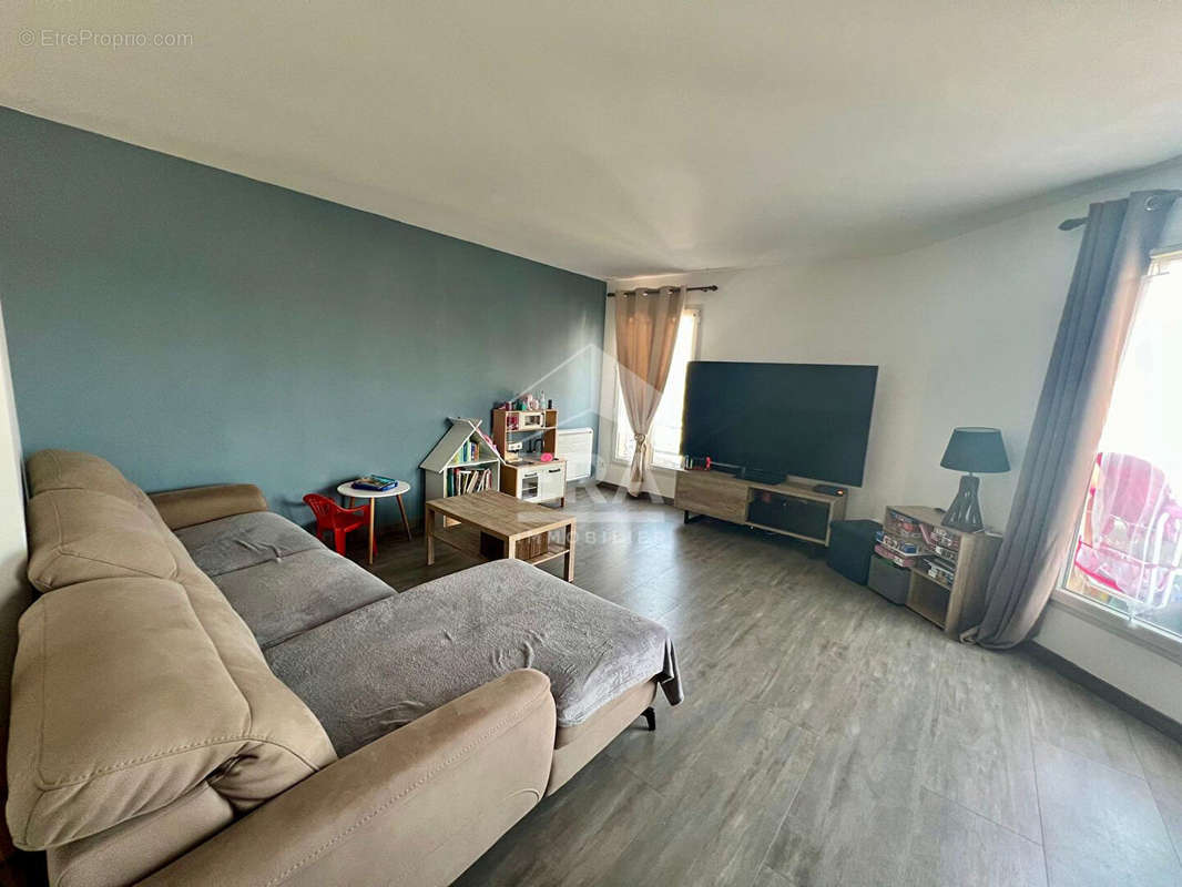 Appartement à SAINT-OUEN-L&#039;AUMONE