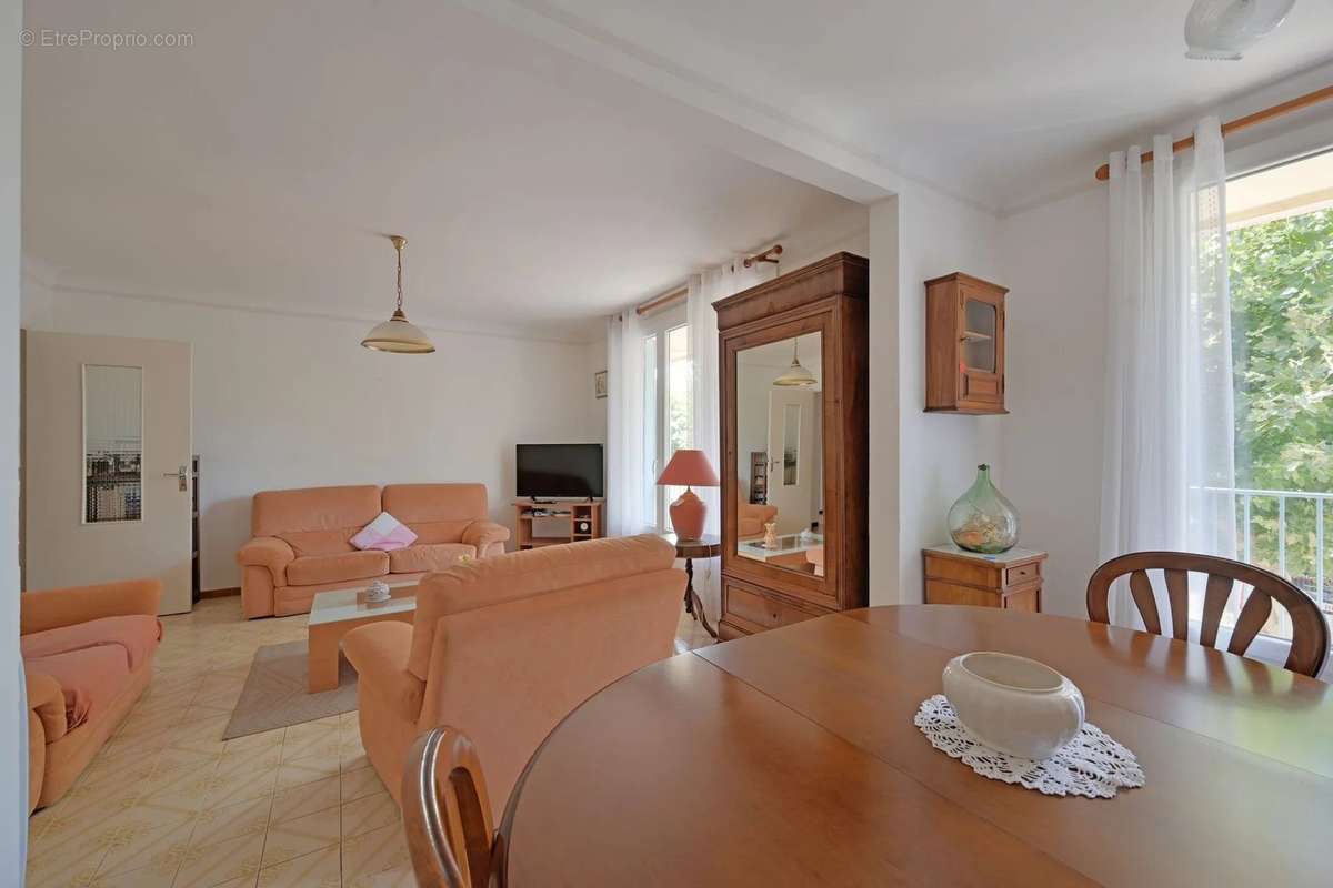 Appartement à ARLES