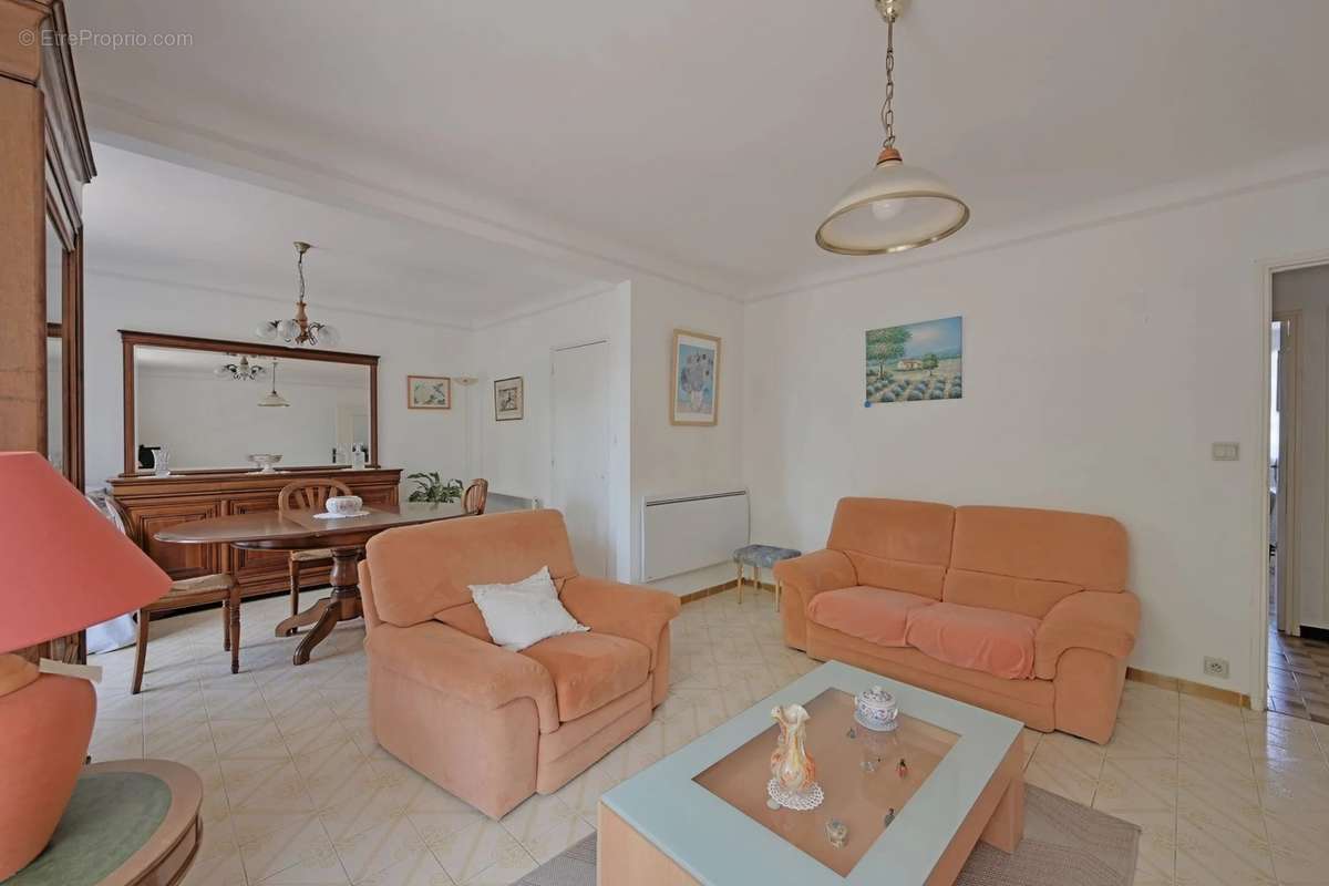 Appartement à ARLES