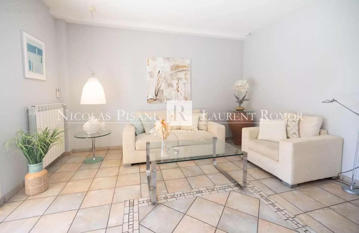 Appartement à VILLEFRANCHE-SUR-MER