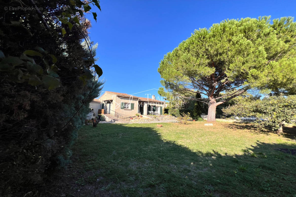 Maison à MAUSSANE-LES-ALPILLES