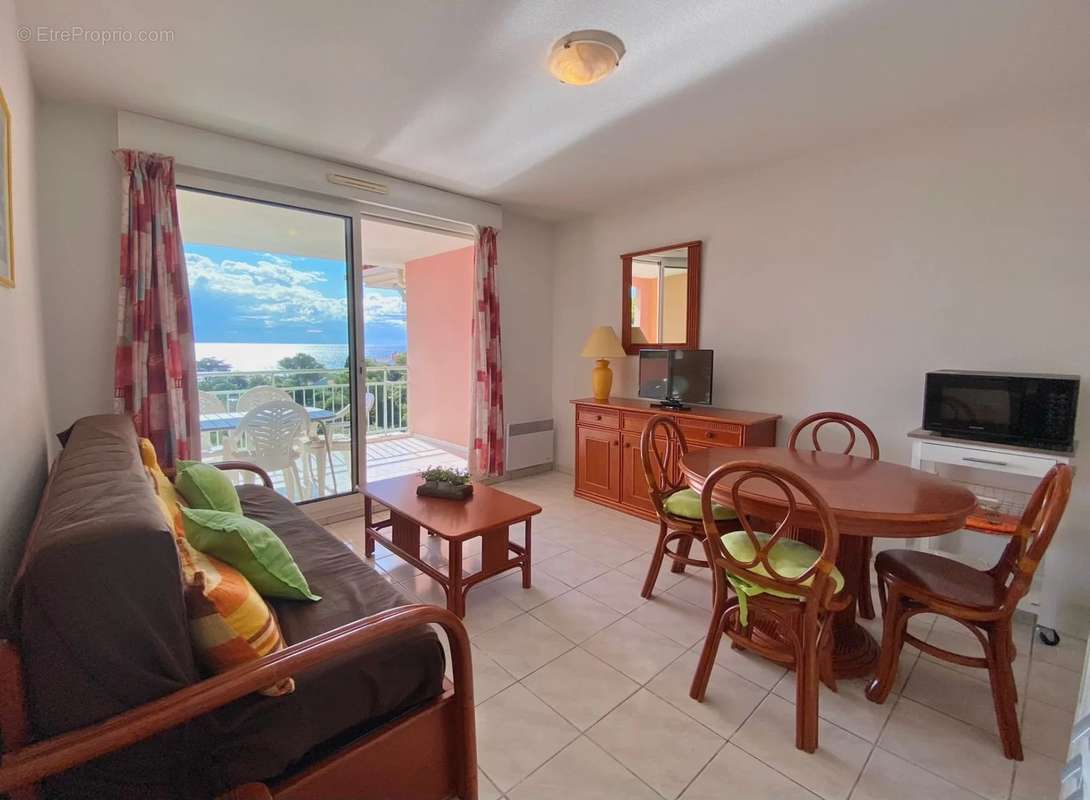 Appartement à FREJUS