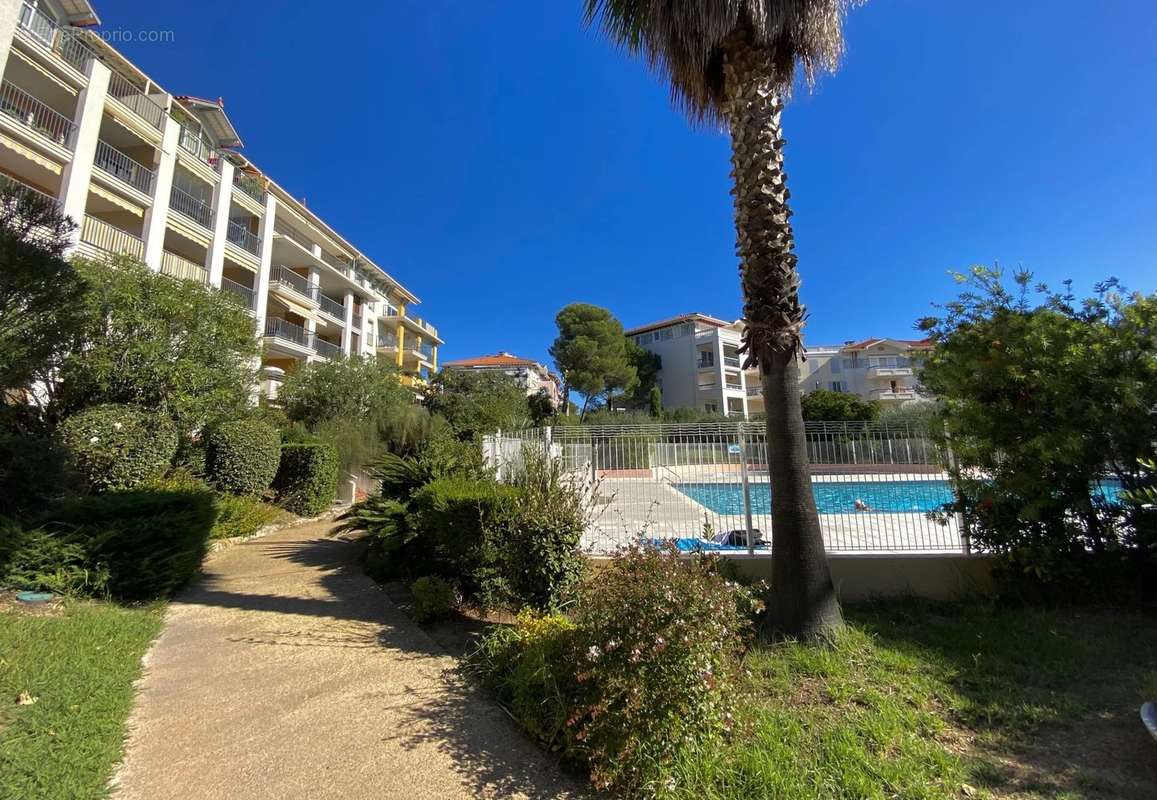 Appartement à FREJUS