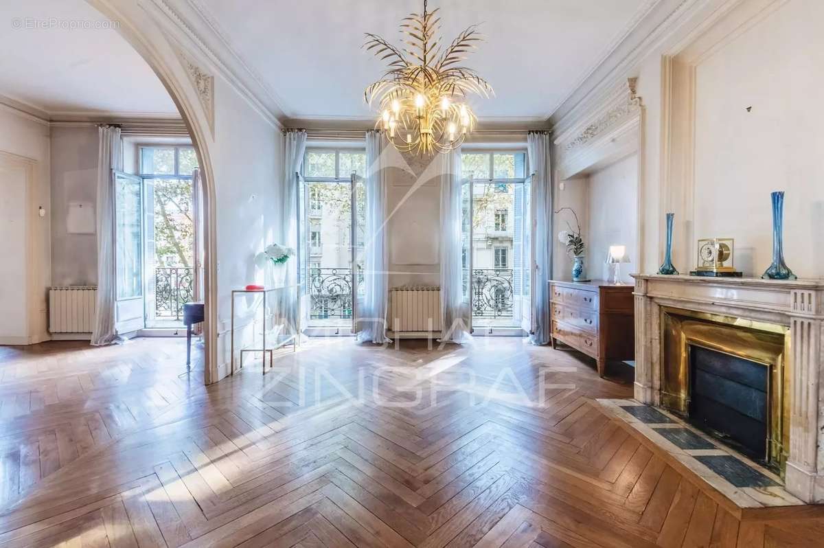 Appartement à LYON-3E