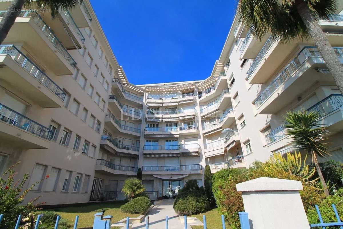 Appartement à MENTON