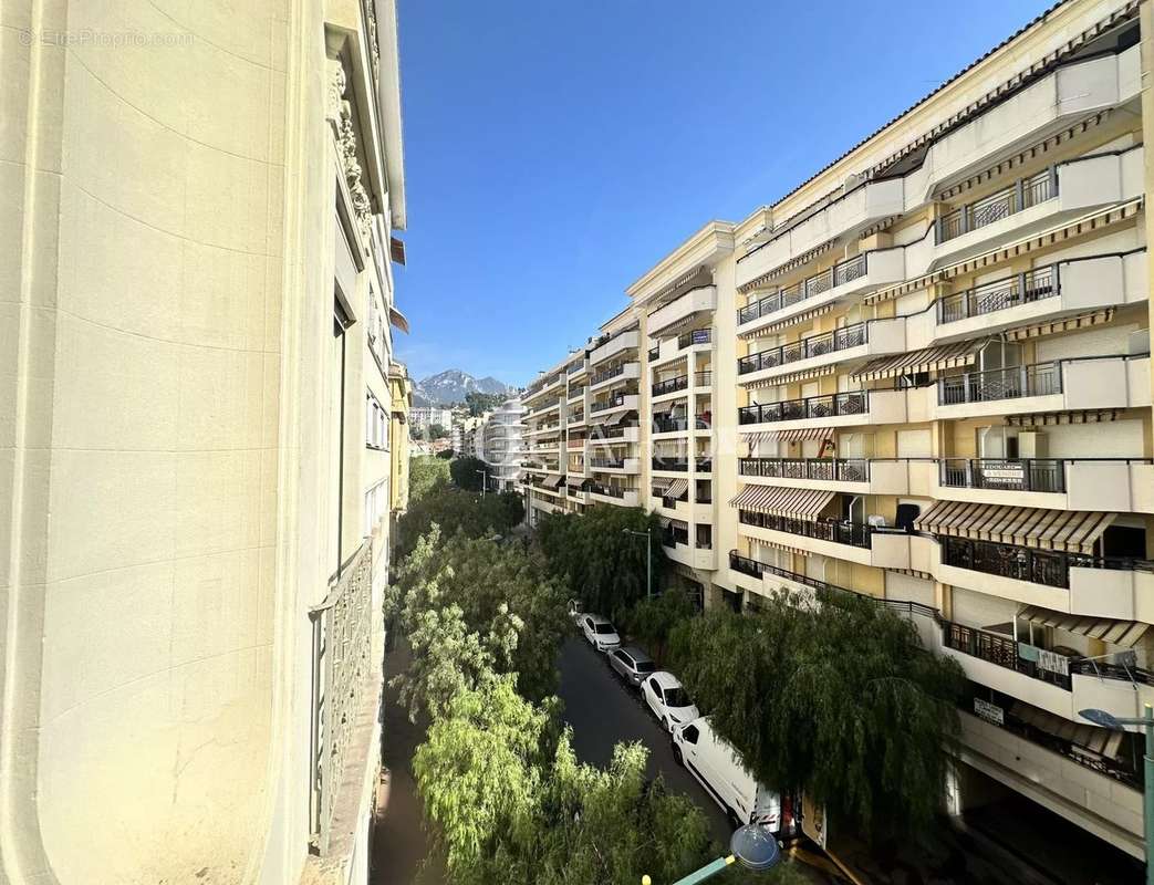 Appartement à MENTON