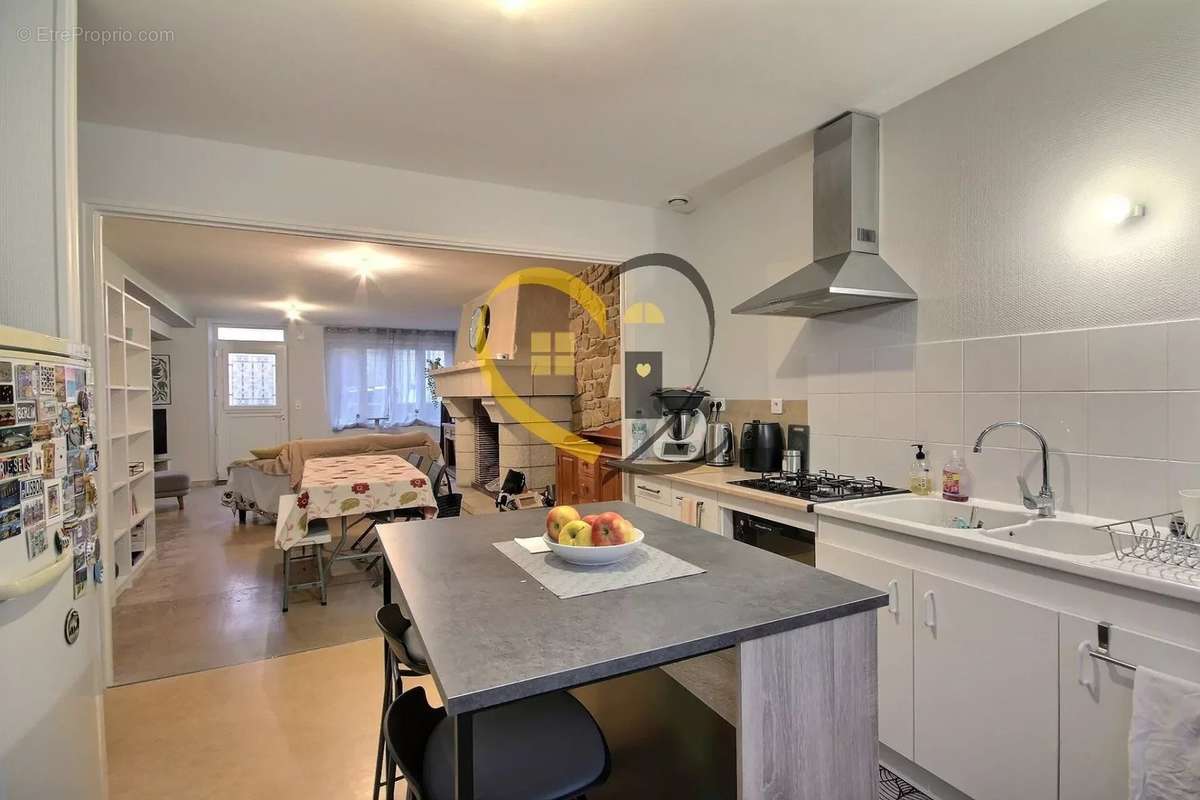 Appartement à SAINT-MARTIN-D&#039;AUXIGNY