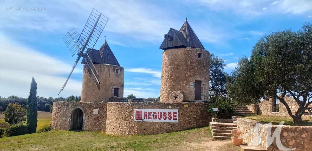 Maison à REGUSSE