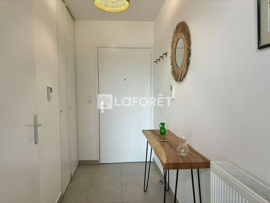 Appartement à MARSEILLE-2E