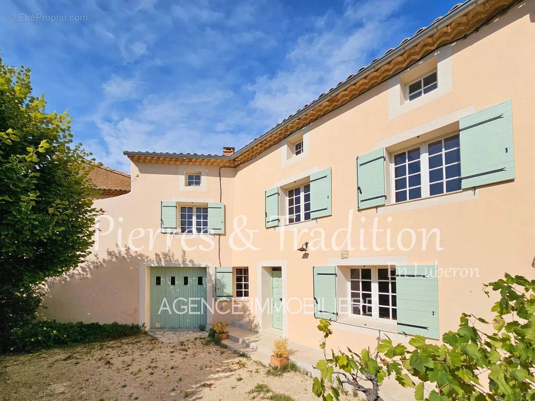 Maison à SAINT-SATURNIN-LES-APT