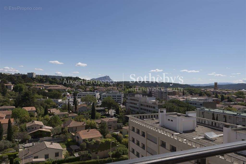 Appartement à AIX-EN-PROVENCE