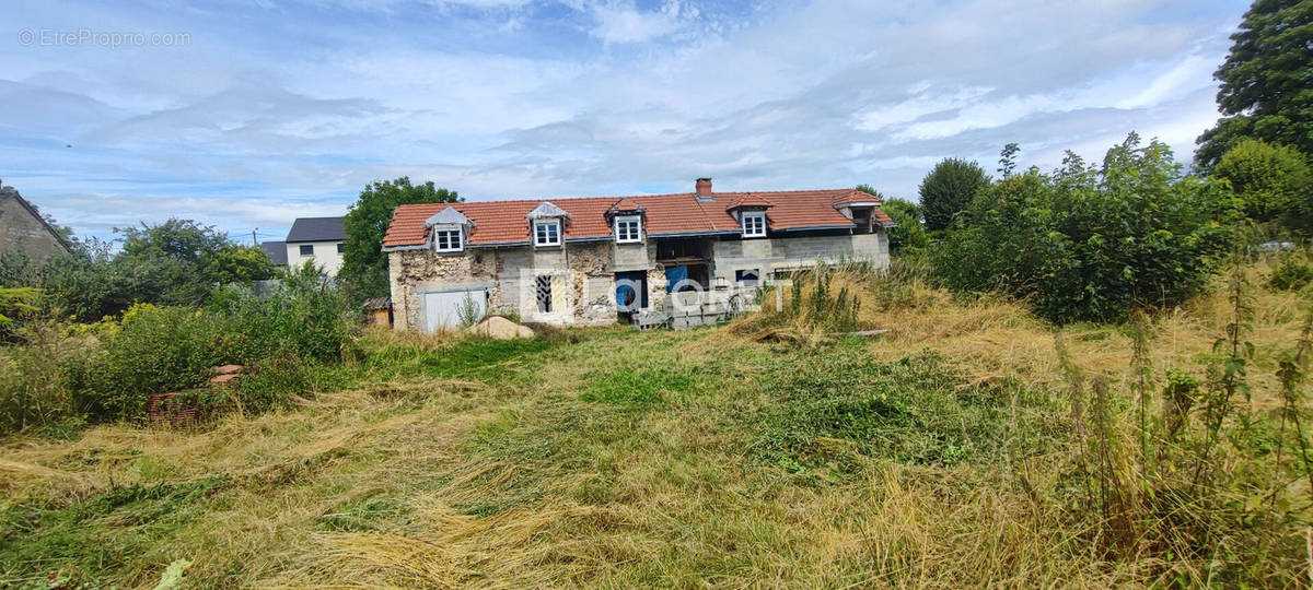 Maison à HOUDILCOURT