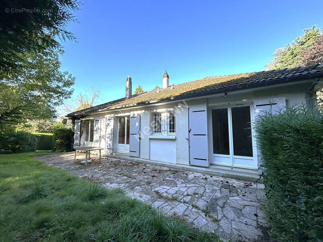 Maison à VALENCAY