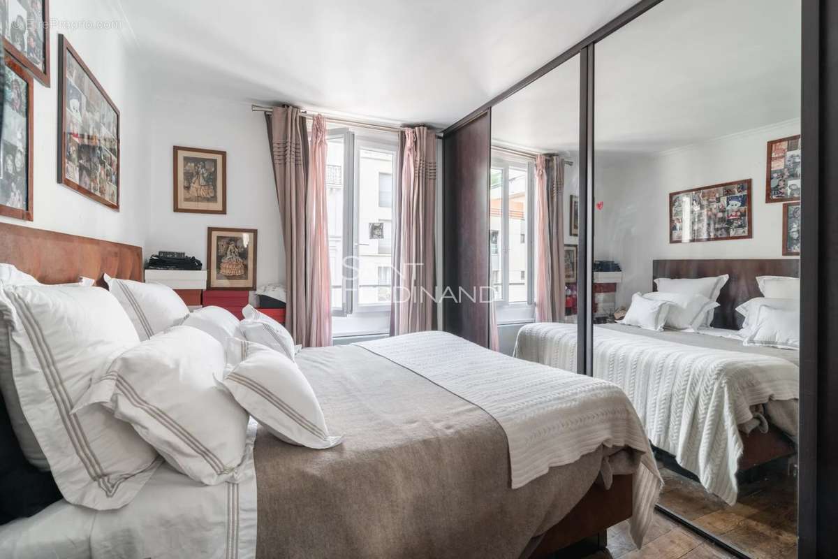 Appartement à PARIS-15E