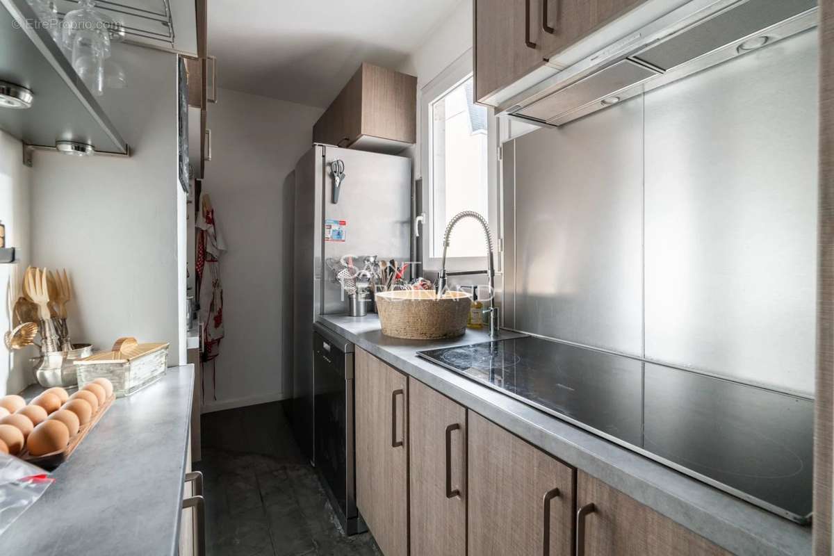 Appartement à PARIS-15E