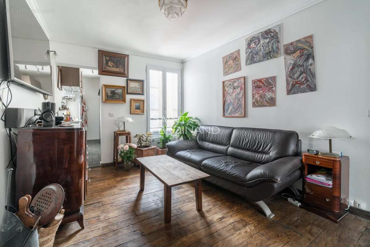 Appartement à PARIS-15E