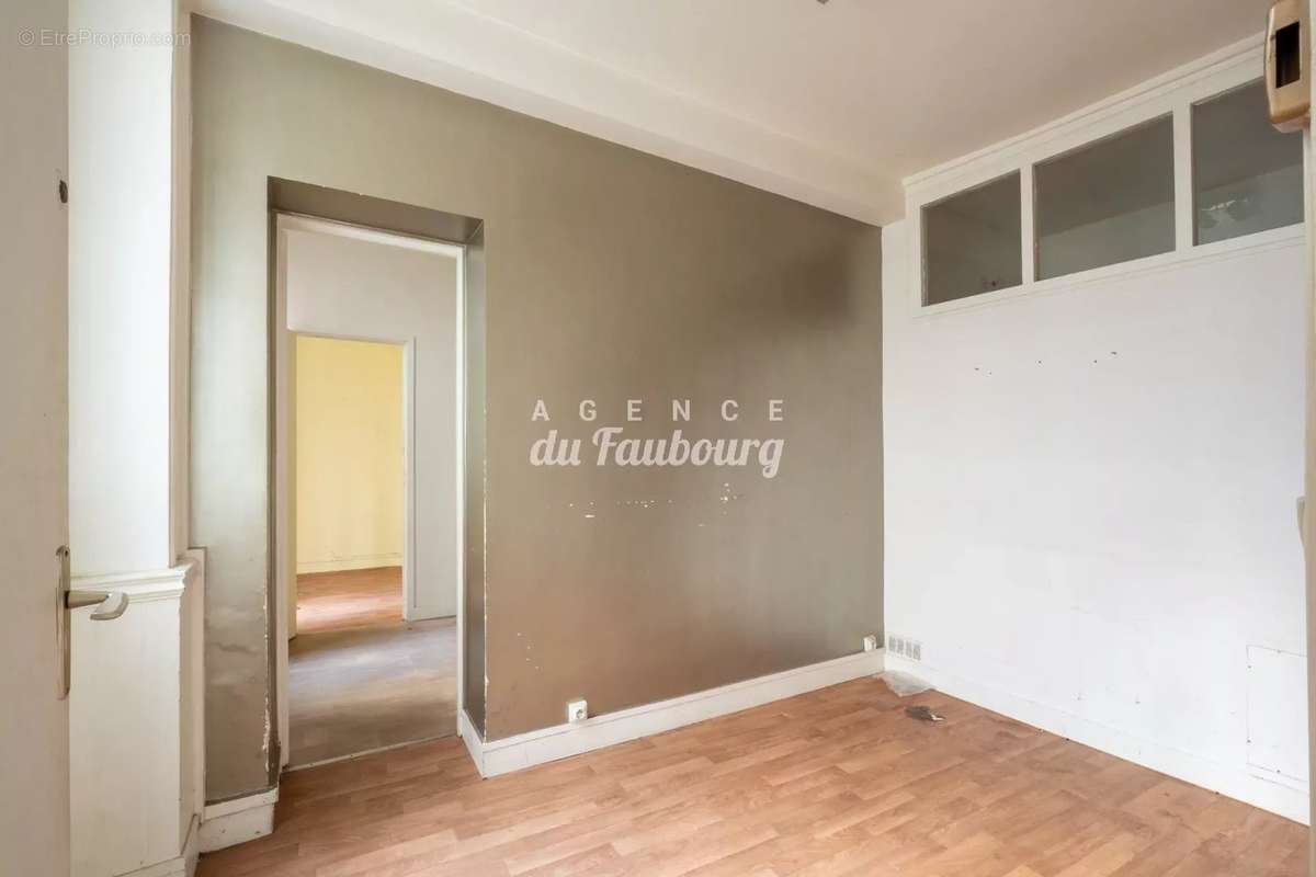 Appartement à PARIS-10E