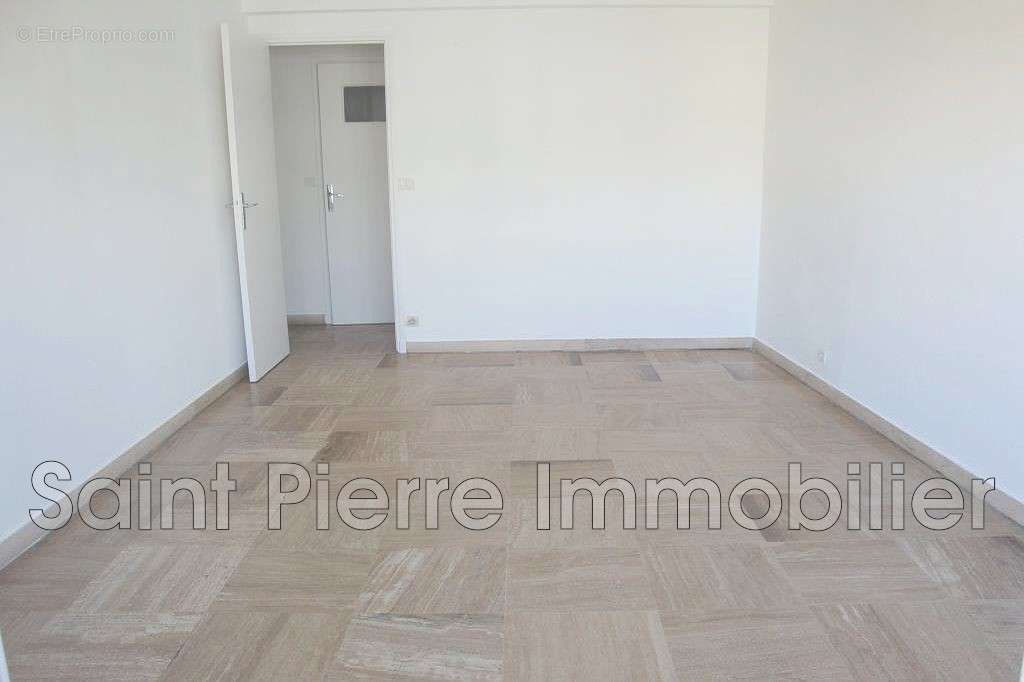 Appartement à CAGNES-SUR-MER